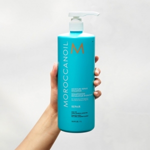 Moroccanoil Moisture Repair Shampoo (14) Moroccanoil Moisture Repair Shampoo (14)