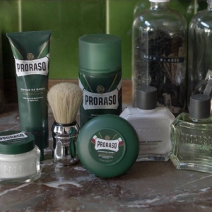 Proraso pena za brijanje refresh 300ml Proraso pena za brijanje refresh 300ml