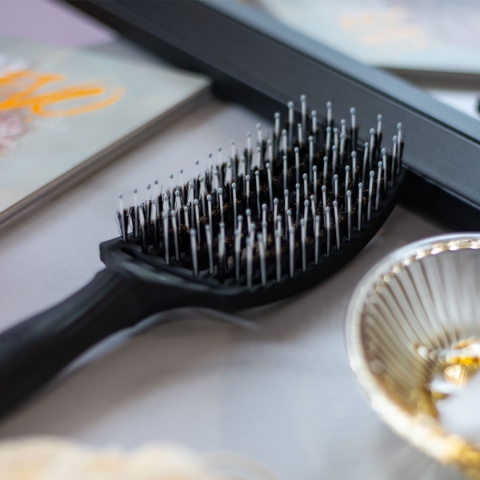 Olivia garden finger brush combo profesionalna četka za kosu u salonu Olivia garden finger brush combo profesionalna četka za kosu u salonu